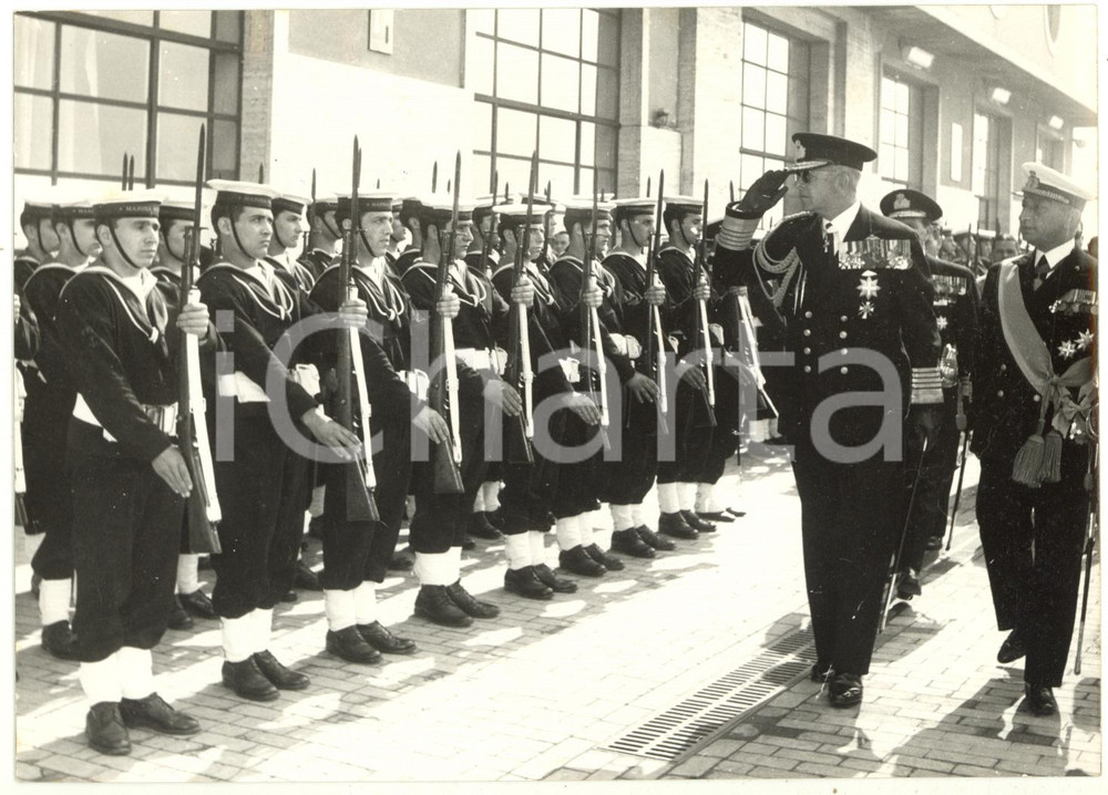 1959 NAPOLI Arrivo re Paolo di Grecia - Picchetto d'onore della Marina italiana