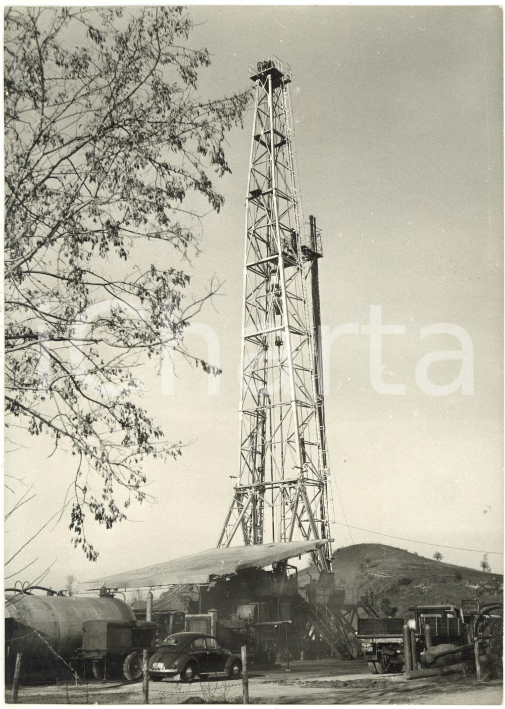 1955 FIUMICINO / TESTA DI LEPRE - Sonda al lavoro per la ricerca di petrolio