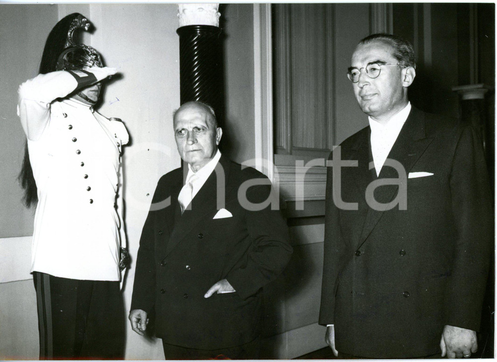 1960 ROMA Consultazioni al Quirinale - Arrivo di Attilio PICCIONI e Luigi GUI