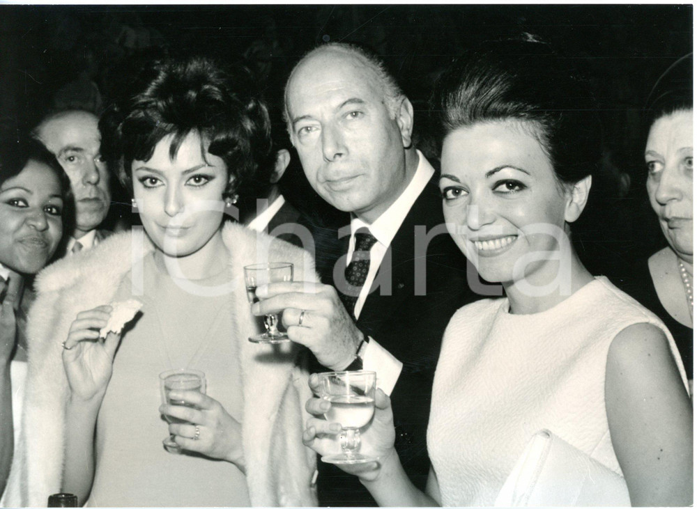 1968 MILANO Circolo della Stampa - José GRECI Ernesto CALINDRI e Bedy MORATTI