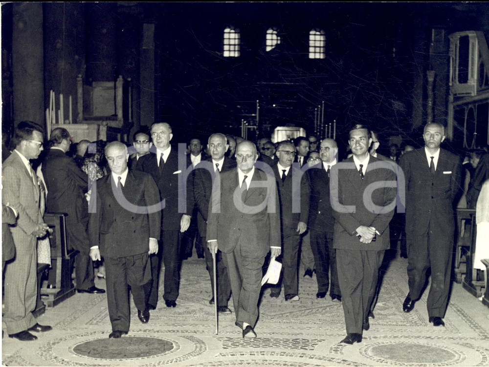 1960 ROMA San Lorenzo fuori le mura - Politici DC alla funzione per DE GASPERI