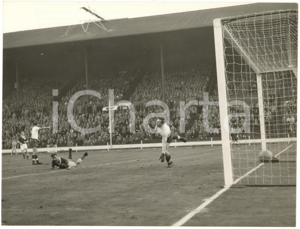 1957 LONDON FOOTBALL England-Northern Ireland 2-3 - Billy SIMPSON scoring a goal