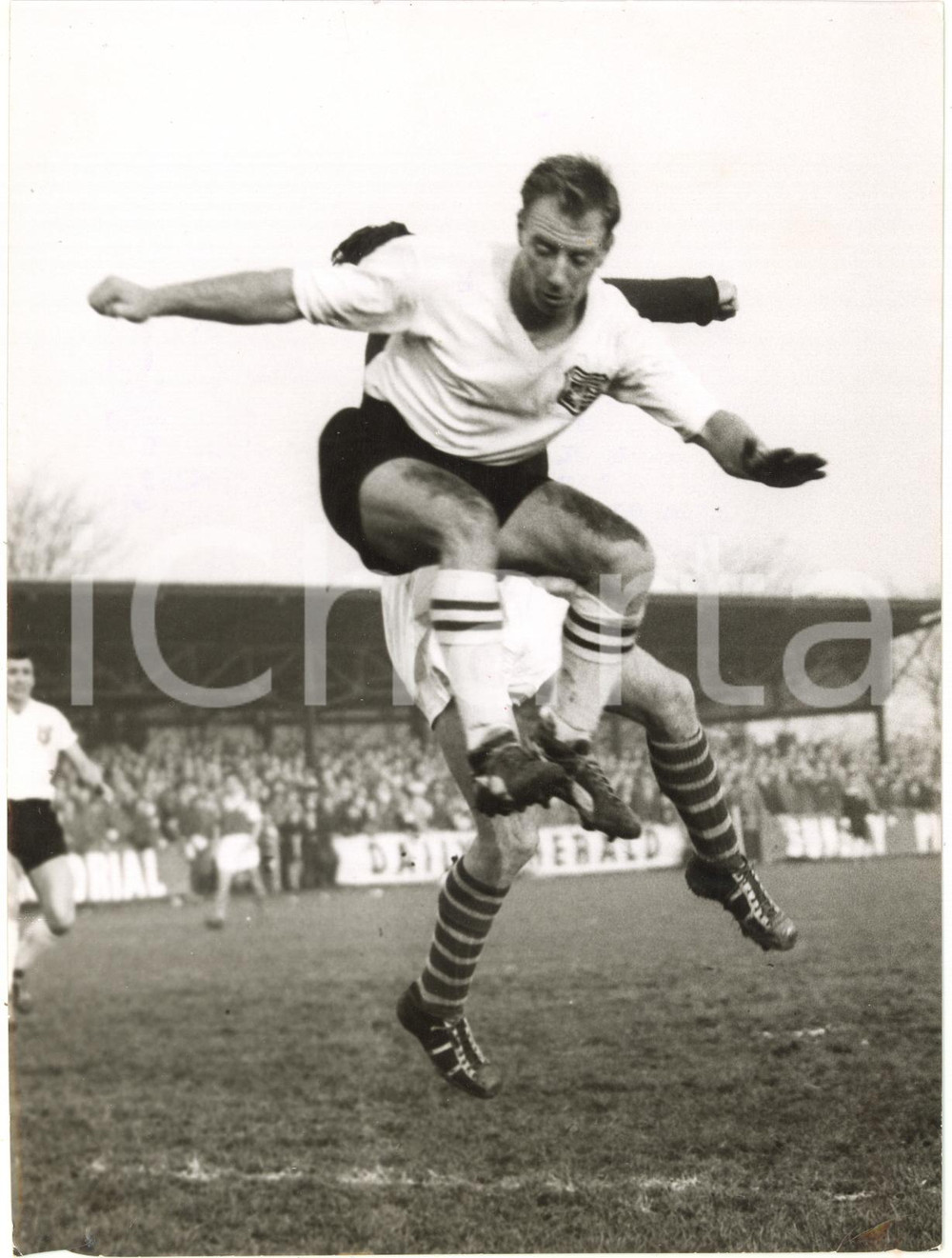 1959 LONDON FOOTBALL Enfield-Bournemouth 1-5 - Tommy LAWRENCE Tommy GODWIN