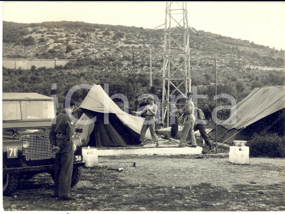 1954 DUINO (TS) Smobilitazione di un accampamento inglese *Foto 18x13 cm