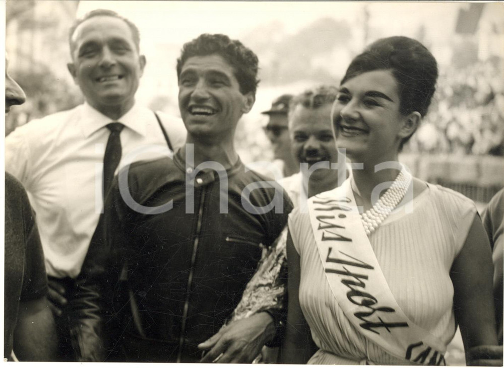 1961 MOTOCICLISMO OSPEDALETTI Tarquinio PROVINI vincitore classe 250 - Foto