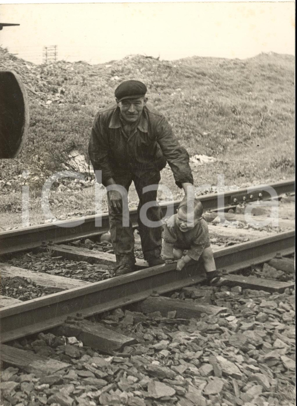 1953 NOEUX-LES-MINES Mécanicien Jules BOULANGER sauve un enfant sur la voie
