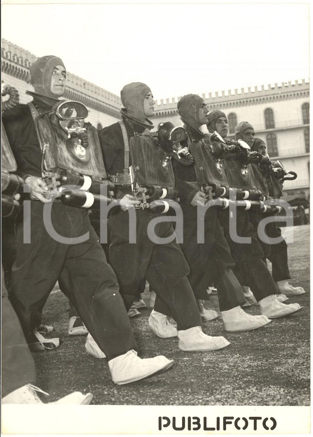 1954 ROMA Caserma Legnano - Sommozzatori alla Festa dell'Arma dei Carabinieri