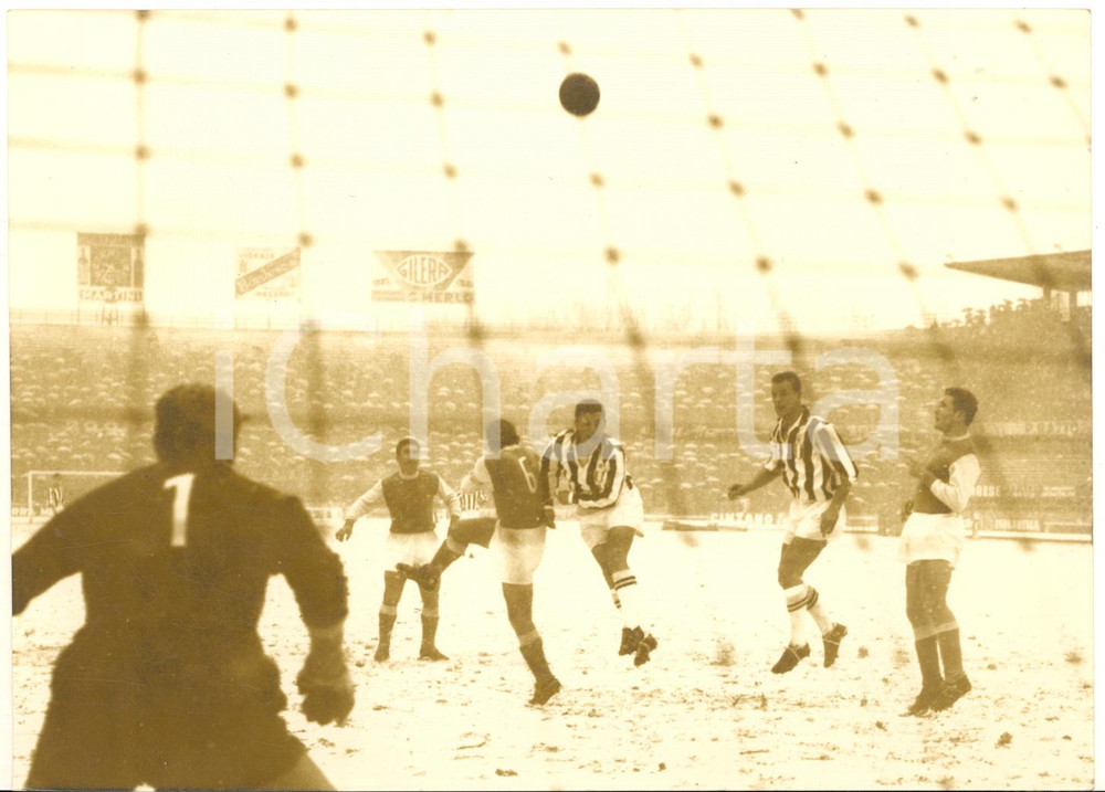 1960 ca CALCIO JUVENTUS-SPAL Colpo di testa di Giorgio STIVANELLO Foto 18x13