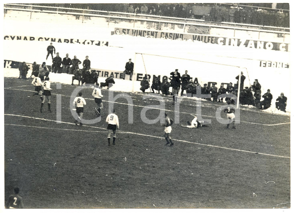 1963 TORINO CALCIO ITALIA-AUSTRIA Parata su tiro di Giovanni TRAPATTONI *Foto