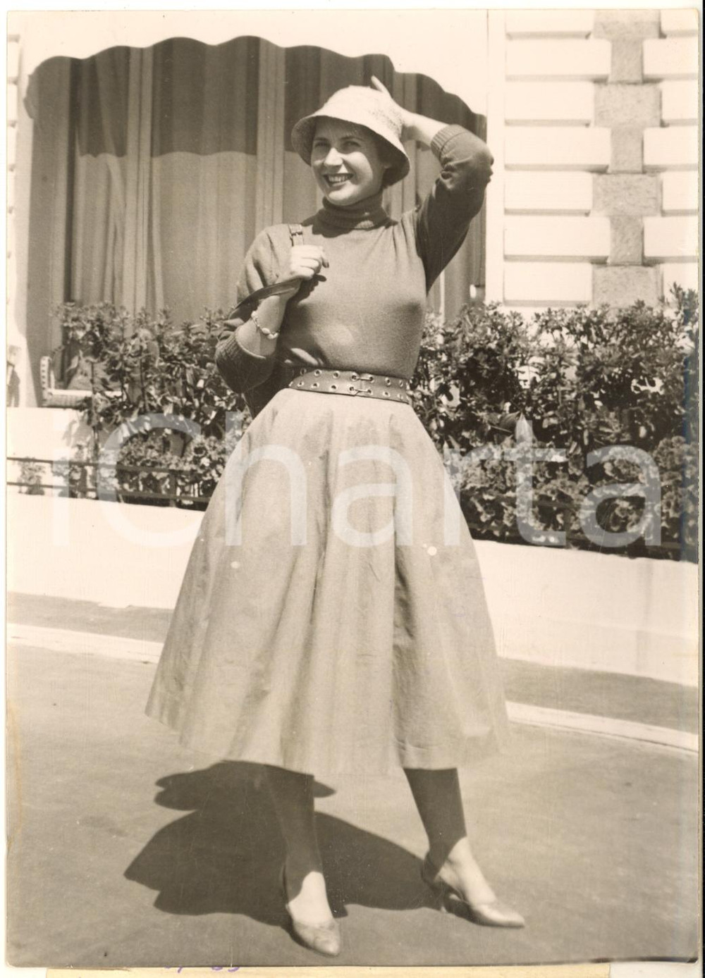 1954 FESTIVAL DI CANNES Attrice Lucia SIMONI sulla Croisette - Foto 13x18 cm