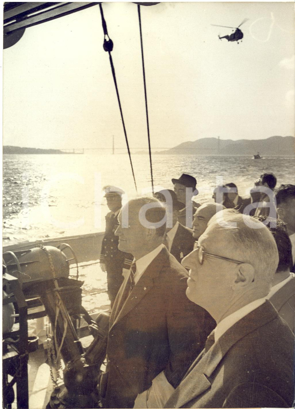 1960 Baia di SAN FRANCISCO - Il gen. Charles DE GAULLE in visita su una nave