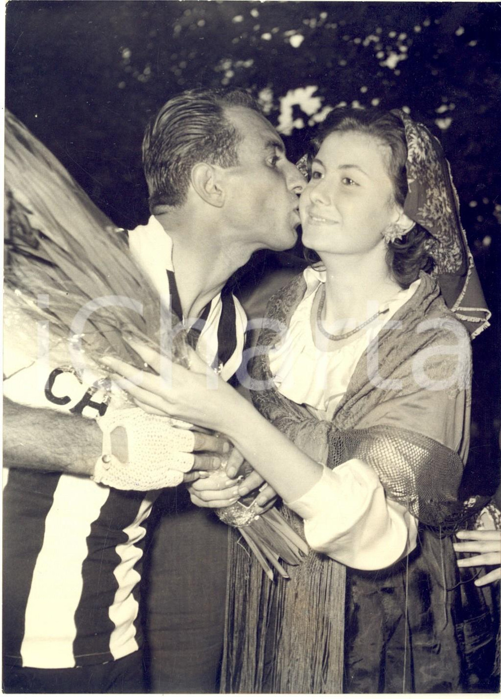 1958 CICLISMO GIRO DEL LAZIO ROMA Il vincitore Nino DEFILIPPIS all'arrivo *Foto