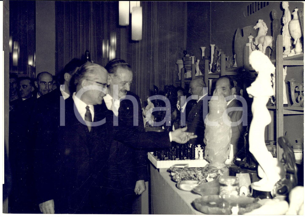 1960 FIRENZE Mostra dell'Artigianato - Giovanni GRONCHI in visita *Foto 18x13