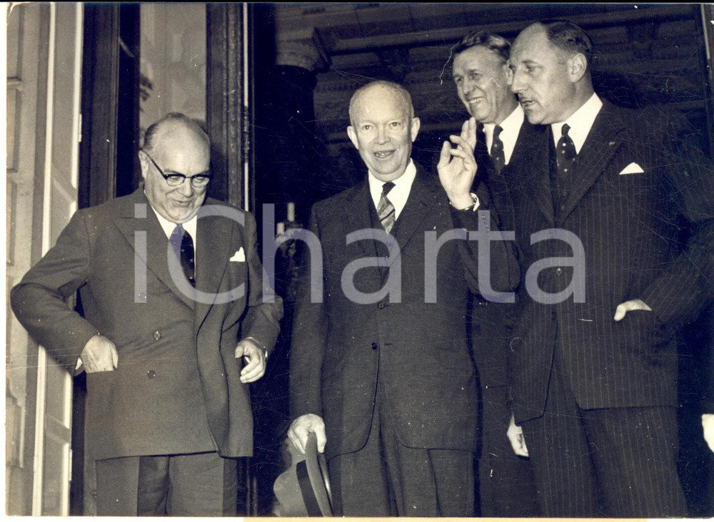 1959 PARIS Dwight EISENHOWER with Paul Henri SPAAK and Joseph LUNS *Photo