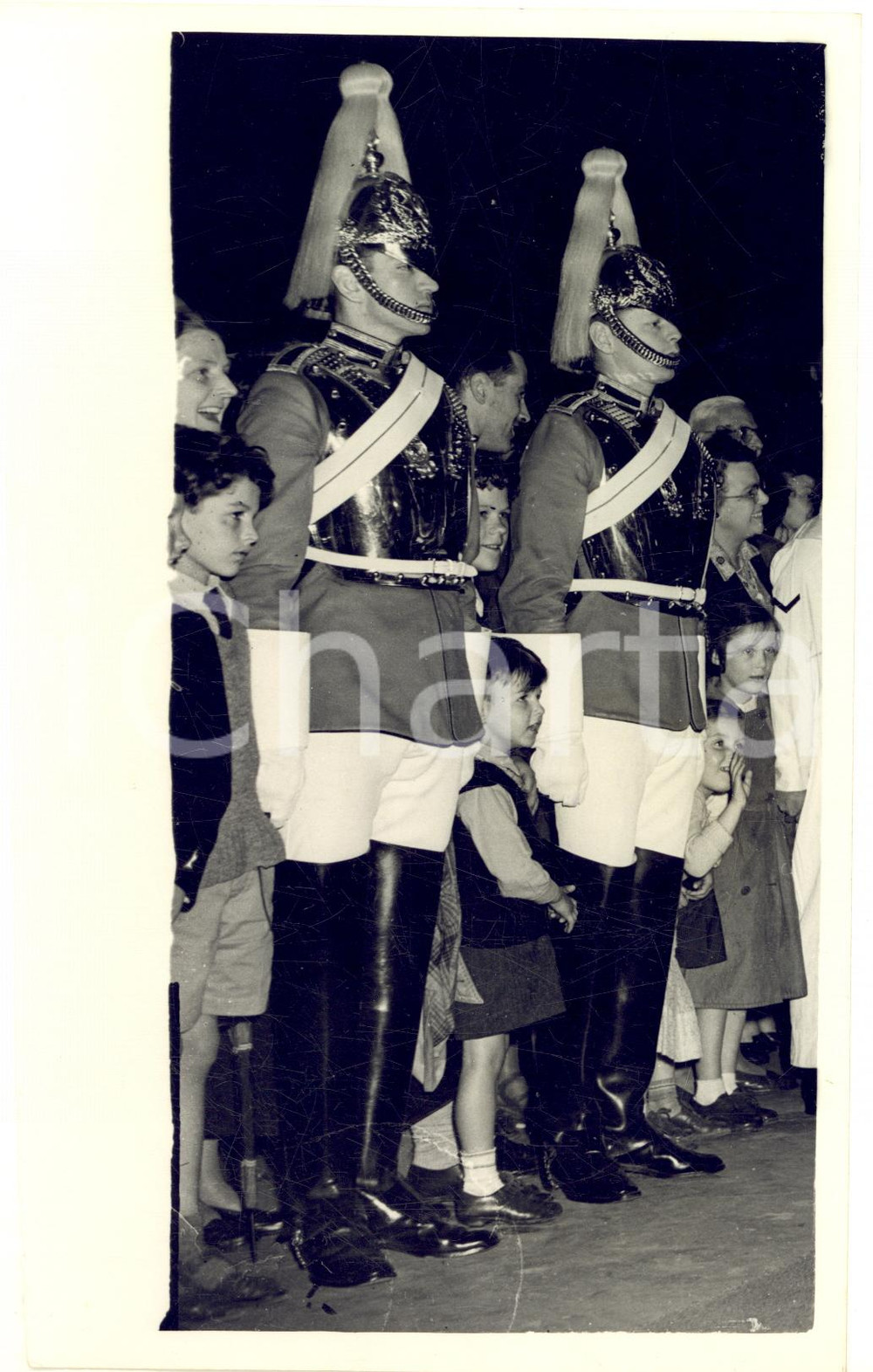 1954 LONDON Royal Tournament - Children in the front line between the Life Guards