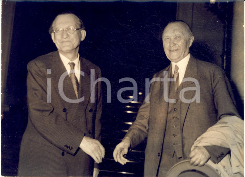 1953 PARIS Alcide DE GASPERI e Konrad ADENAUER all'incontro dei ministri CECA