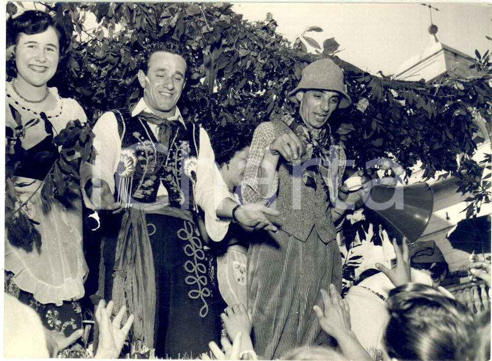 1953 ARENZANO (GE) Sagra delle Fragole - Un carro *Fotografia 18x13 cm