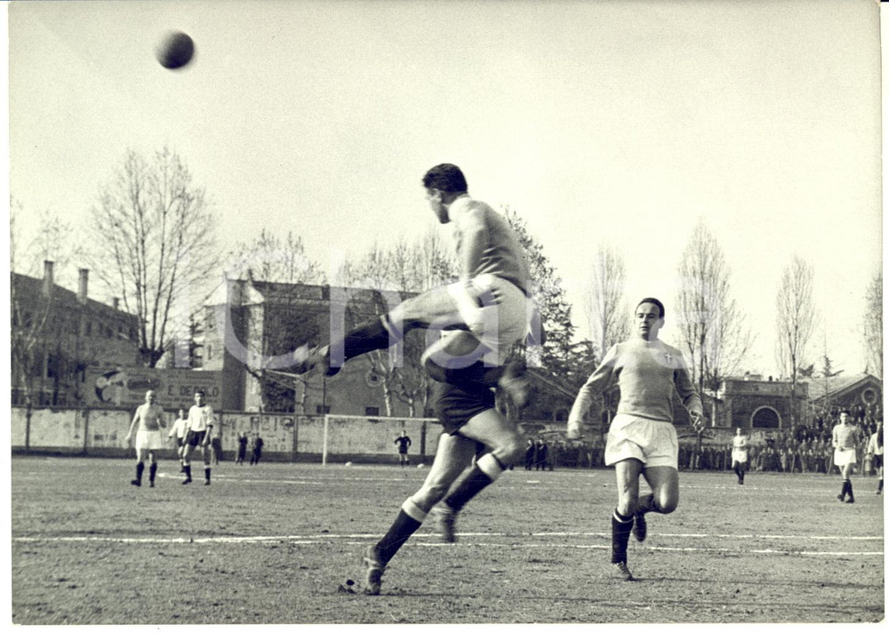 1959 VENEZIA CALCIO SERIE C - TREVISO-SPEZIA 1-1 Respinta del terzino trevigiano