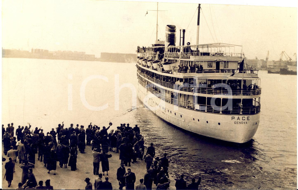 1955 Porto di GENOVA Partenza piroscafo PACE per nozze Maria Pia di Savoia (2)