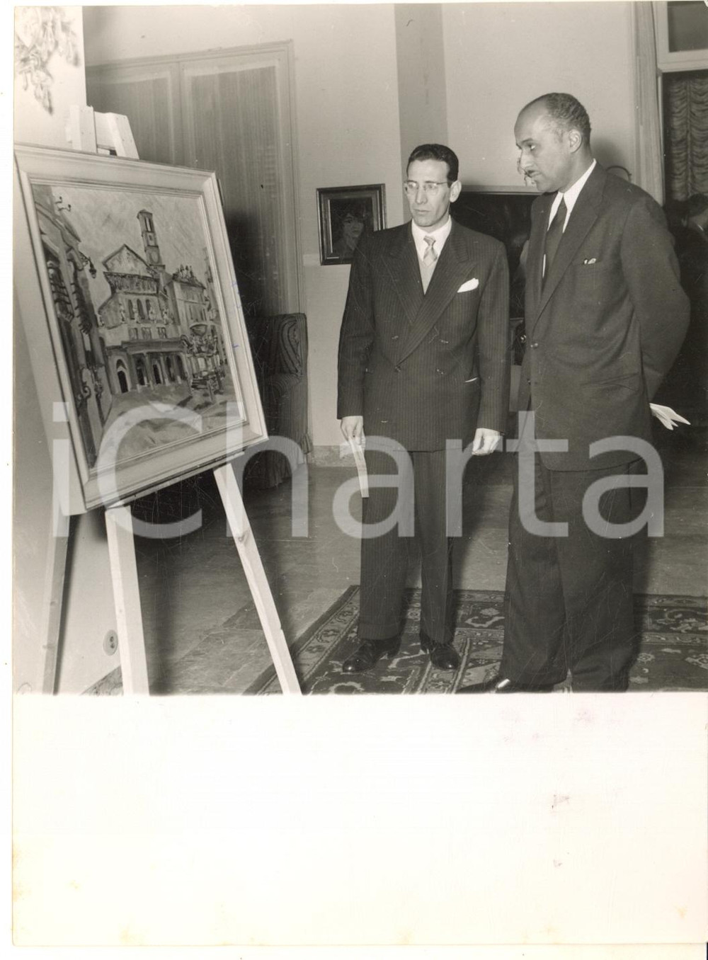 1954 SANTA MARGHERITA LIGURE Prof. Frank M. SNOWDEN inaugura Mostra d'Arte *3