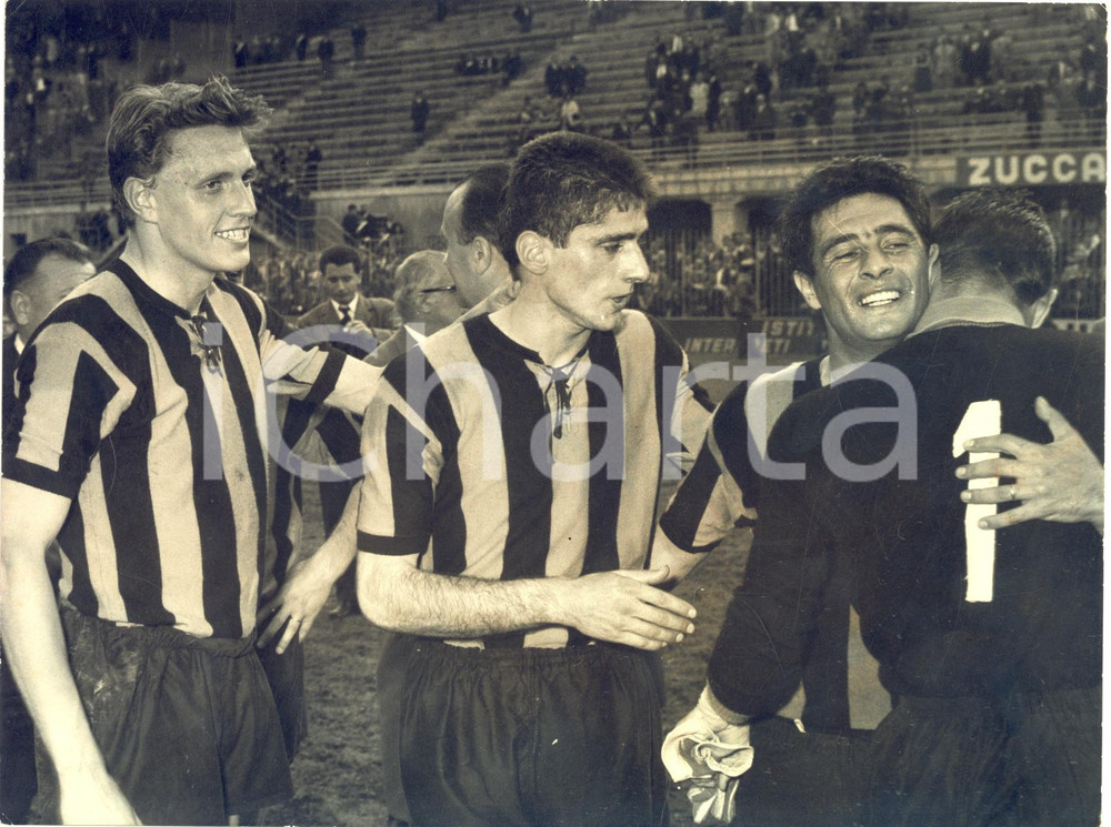 1963 MILANO ATALANTA -TORINO 3-1 Esultanza bergamasca per vittoria COPPA ITALIA