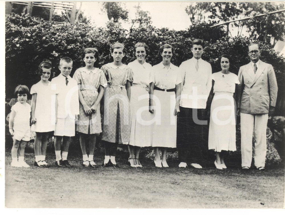 1937 (1955) LONDON Ambasciatore Joseph KENNEDY con la famiglia - Foto 18x13
