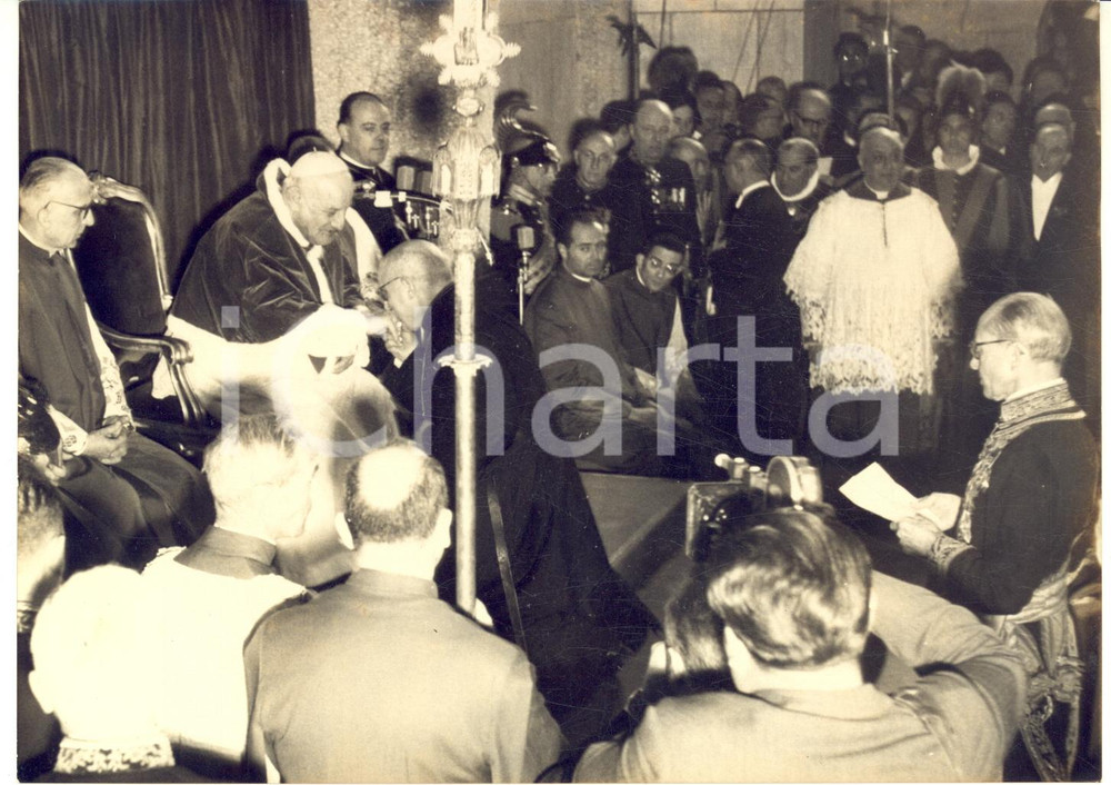 1959 ROMA Papa GIOVANNI XXIII  visita chiesa di San Luigi dei Francesi *Foto