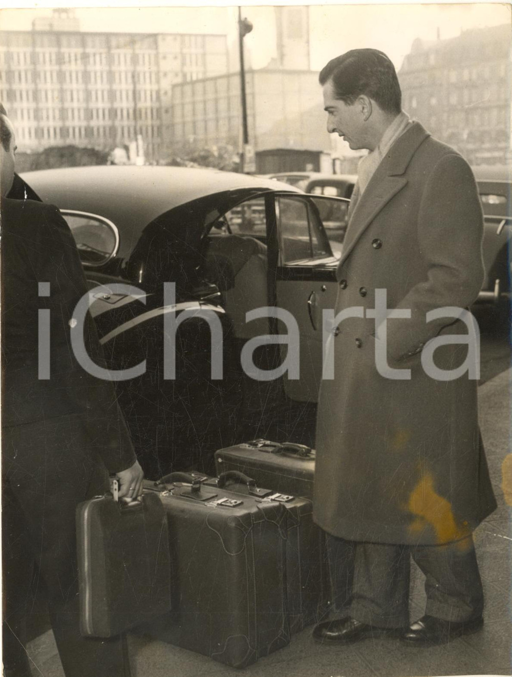 1954 FRANKFURT AM MAIN Ex king Peter of Jugoslavia during a journey *Photo 15x20