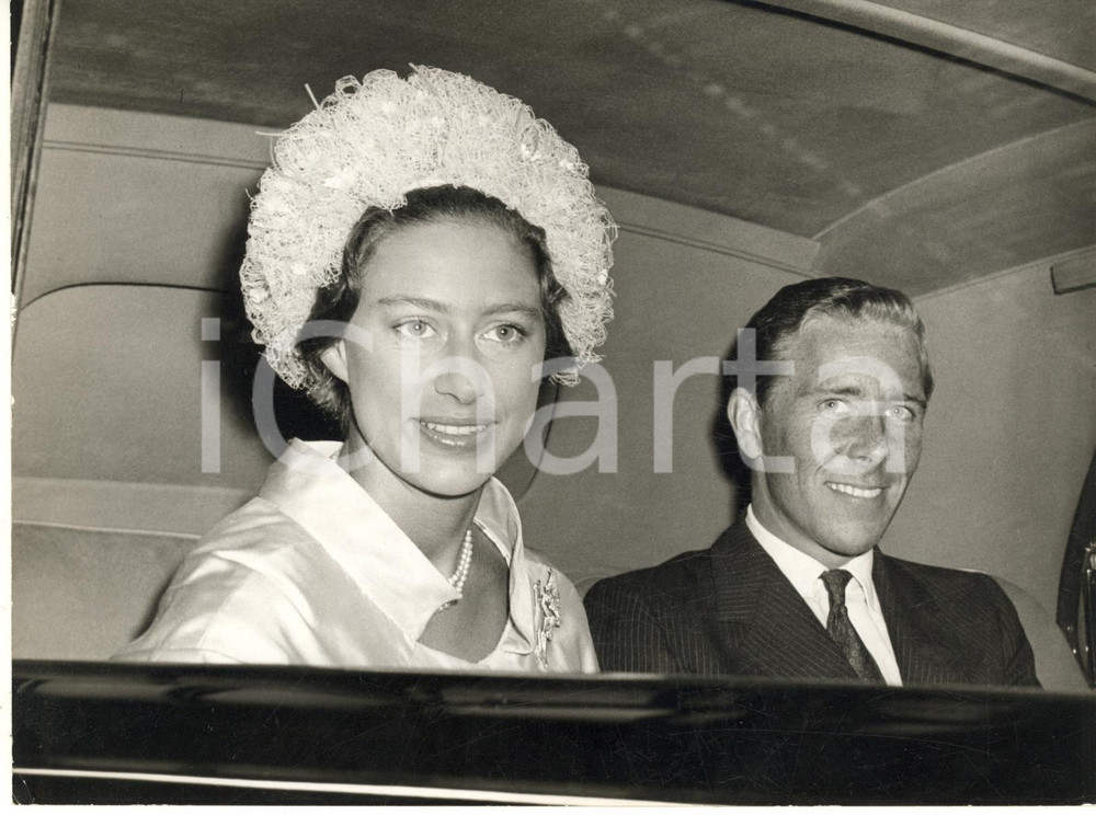 1960 LONDON Princess Margaret with Antony ARMSTRONG-JONES after their honeymoon