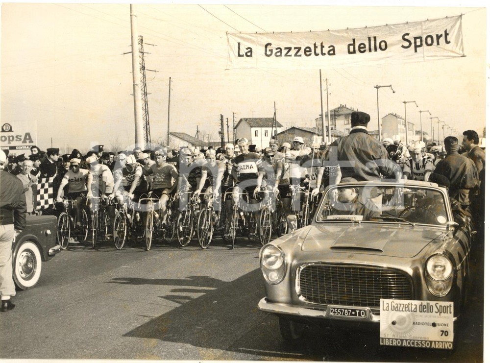 1960 CICLISMO MILANO-SANREMO La partenza della gara - Foto 18x13 cm