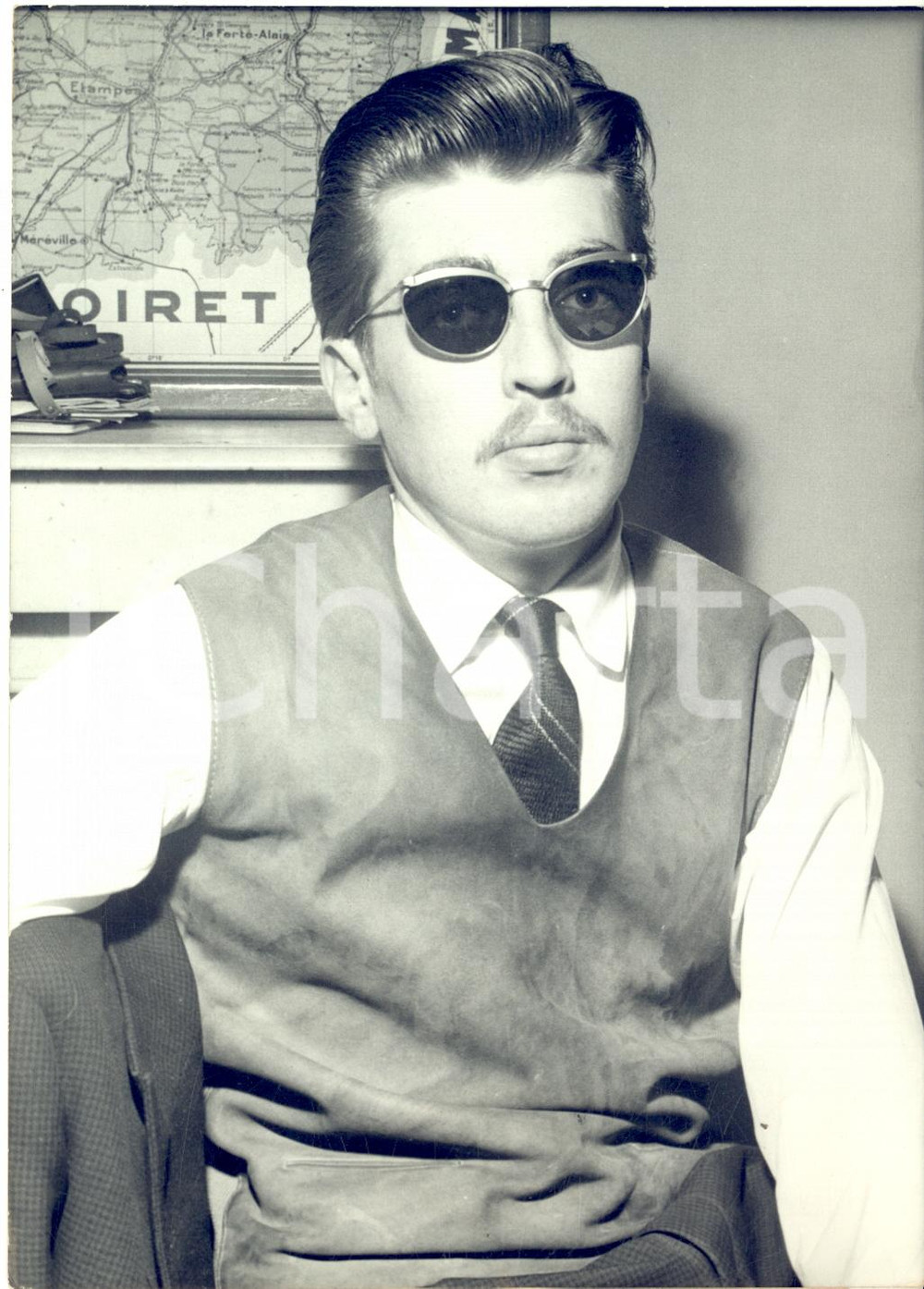 1959 PARIS Georges RAPIN "Bill" dans les locaux de la police *Photo 13x18 cm