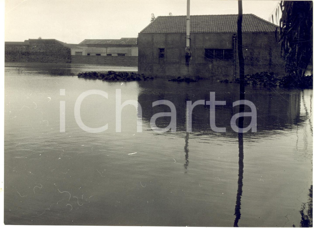 1957 ALLUVIONE CATANIA Case allagate in zona SAN GIUSEPPE LA RENA - Foto 18x13