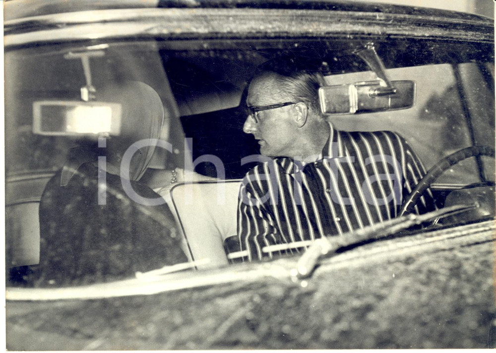1959 PORTO SANTO STEFANO Lord Robert RUSSELL BEDFORD paparazzato con la compagna