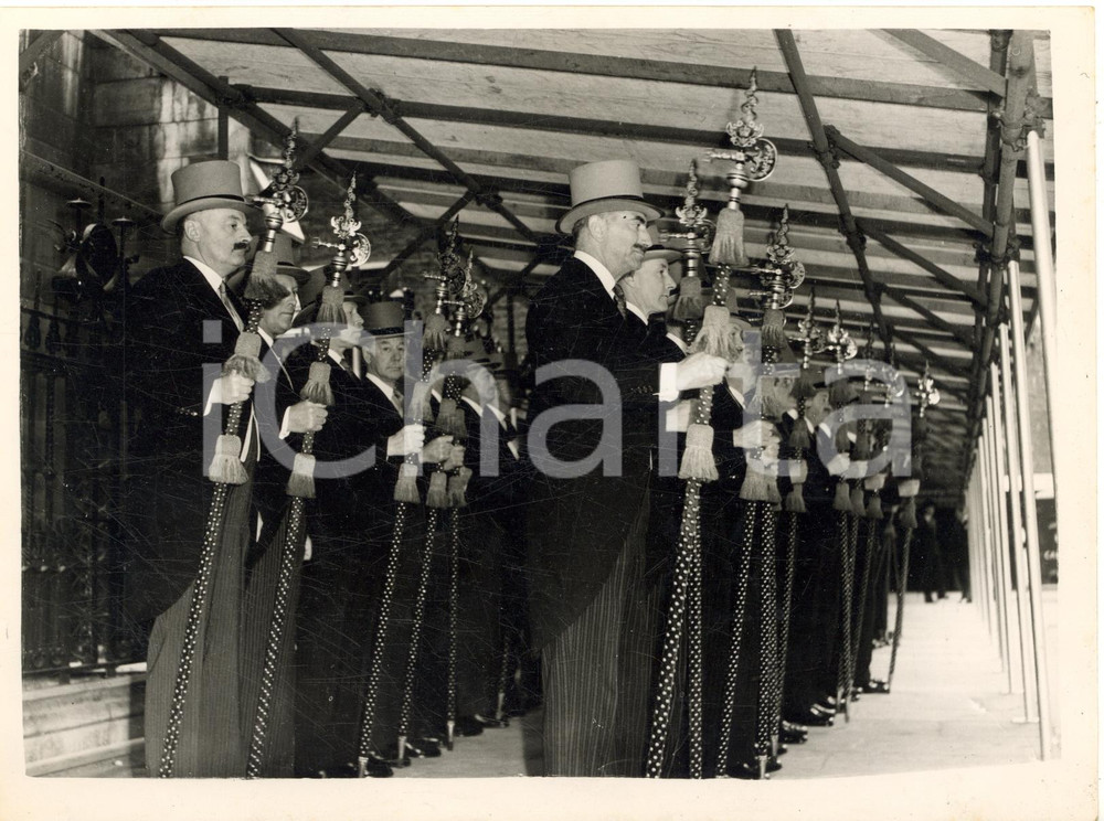 1953 LONDON Gentlemen at Arms during the Coronation rehearsals at the Abbey