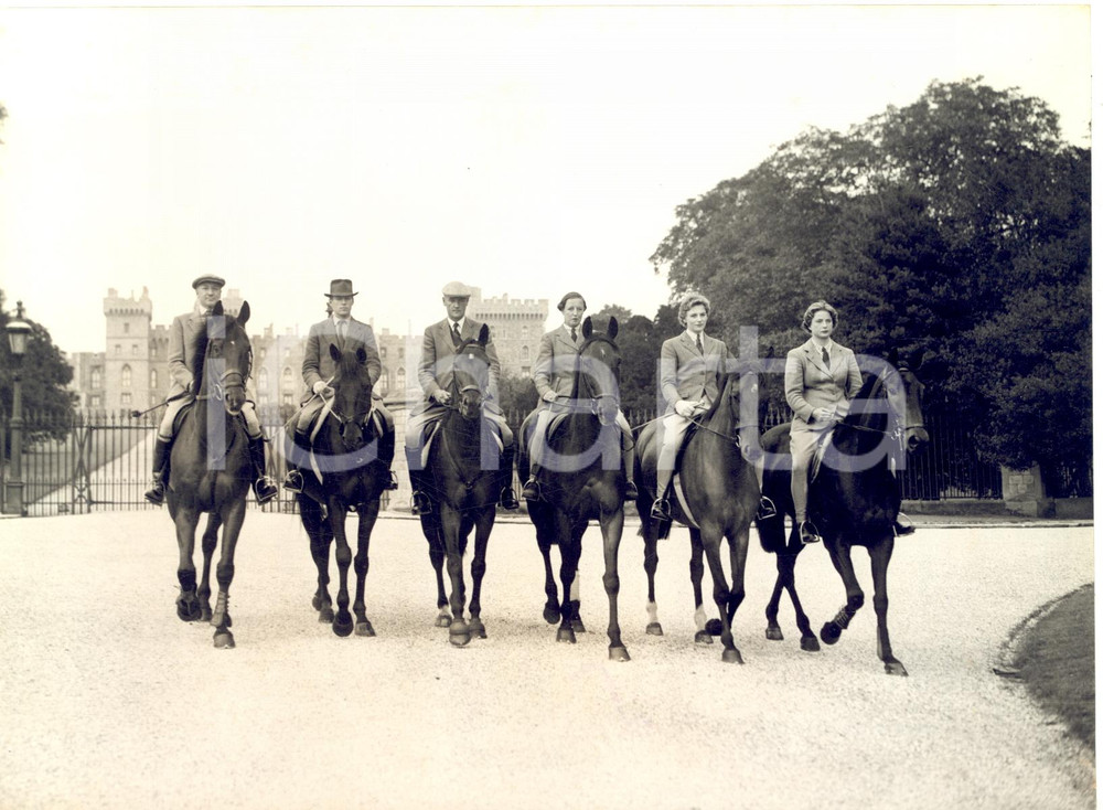1957 WINDSOR GREAT PARK British team training for the European Horse Trials