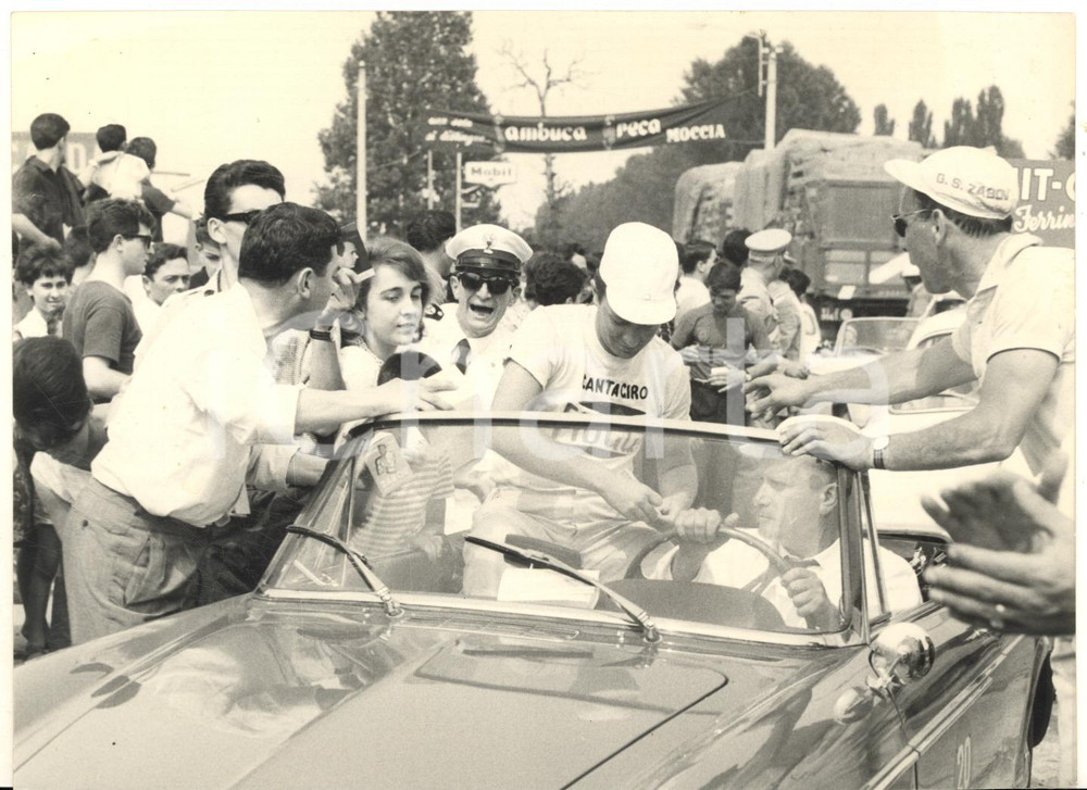 1963 JESOLO CANTAGIRO Nico FIDENCO firma autografi ai fan - Foto 18x13 cm
