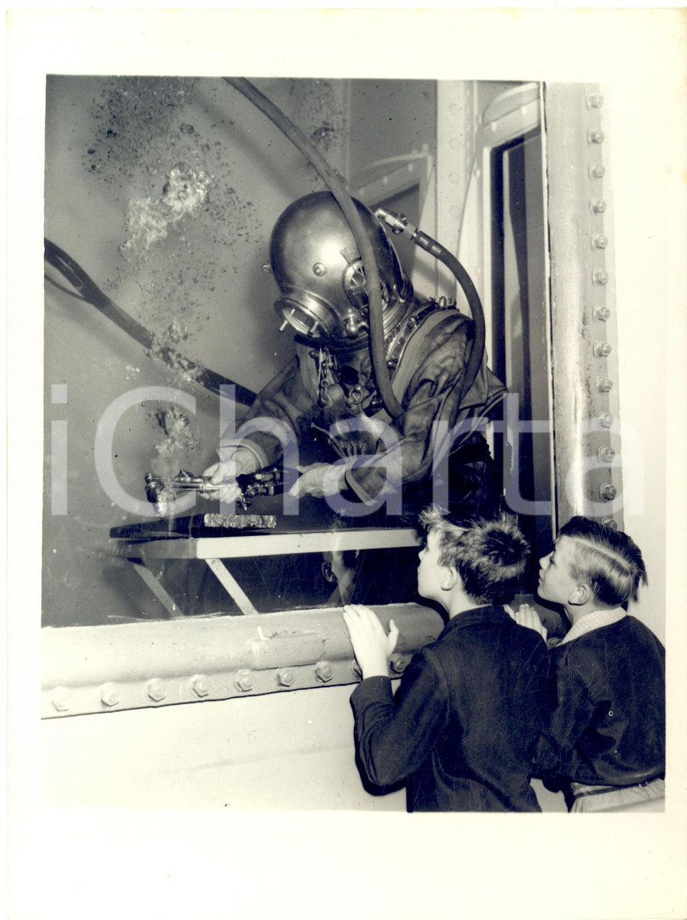 1953 LONDON Engineering, Marine and Welding Exhibition - Diver Bernard SHAW