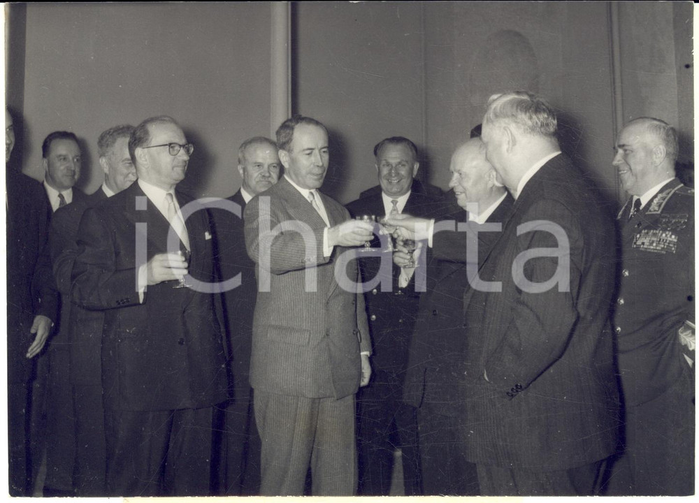 1955 GENÈVE Edgar FAURE Antoine PINAY trinquent avec KRUSCEV et BULGANIN