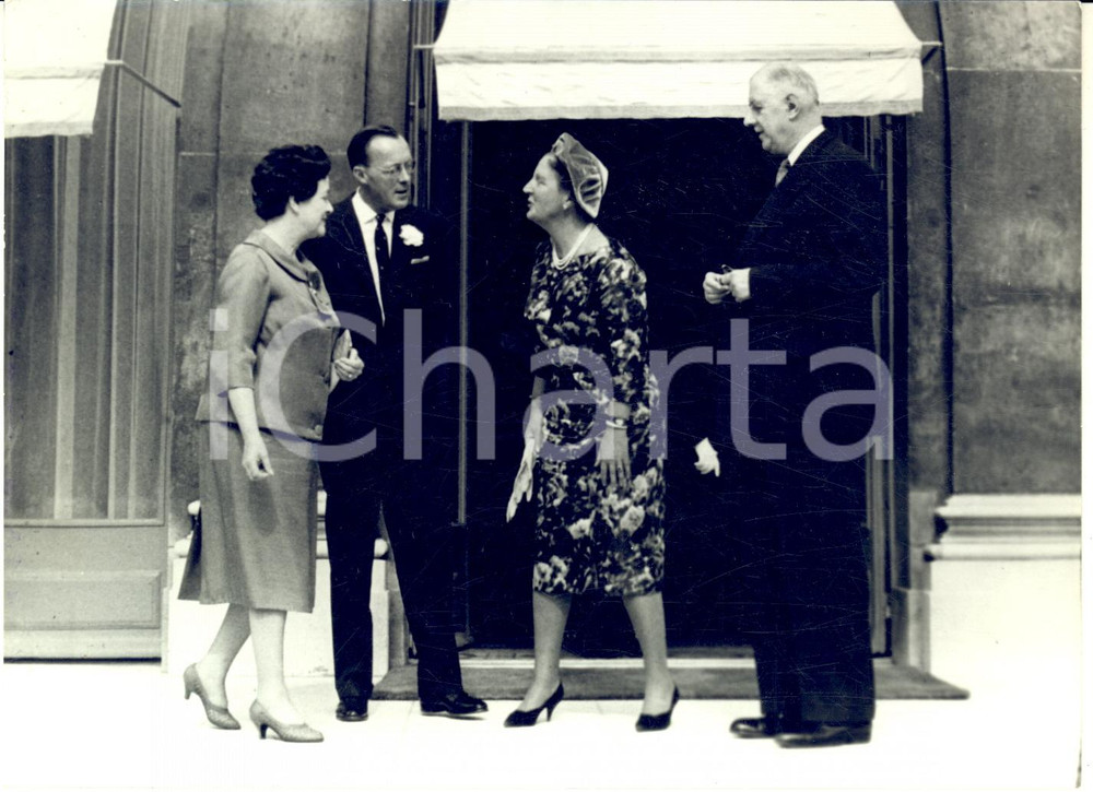 1963 L'AIA Generale Charles DE GAULLE incontra la regina Giuliana d'Olanda - Foto