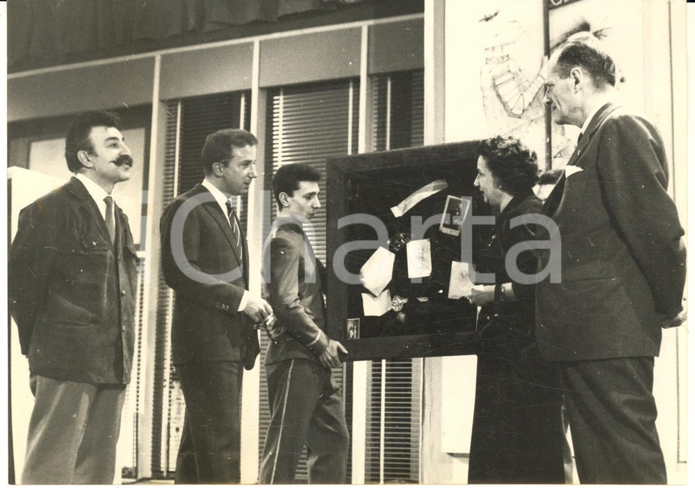 1958 "LASCIA O RADDOPPIA?" Mike BONGIORNO con Alvaro CASALI e Mario BURONZI