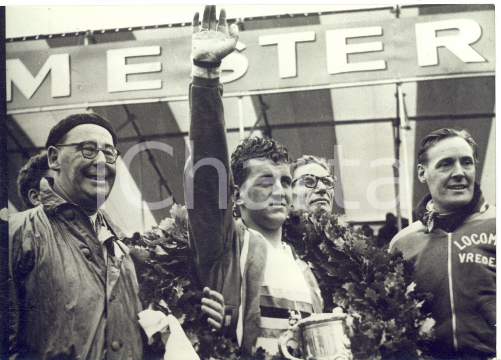 1956 COPENHAGEN CICLISMO Mondiali dilettanti - Frans MAHN vincitore - Foto 18x13