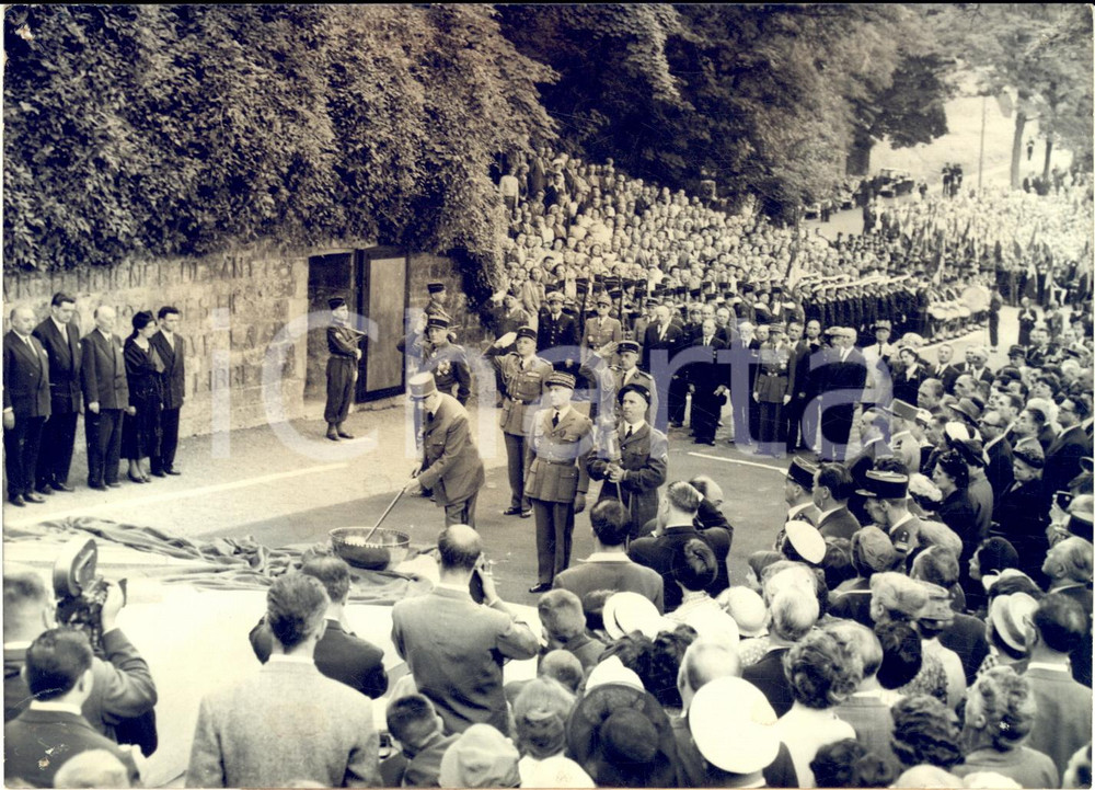 1959 MONT VALERIEN Général DE GAULLE ranime la Flamme de la Résistance - Photo