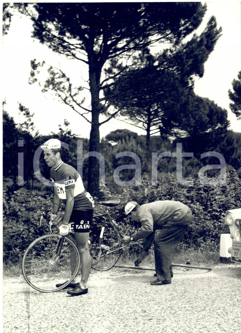 1959 CICLISMO GIRO D'ITALIA 13^ tappa - Foratura di Rik VAN LOOY - Foto 13x18