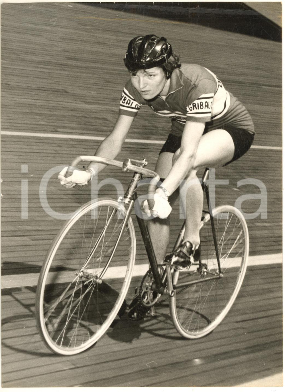 1957 MILANO CICLISMO Renée VISSAC prova la pista per il record dell'ora - Foto