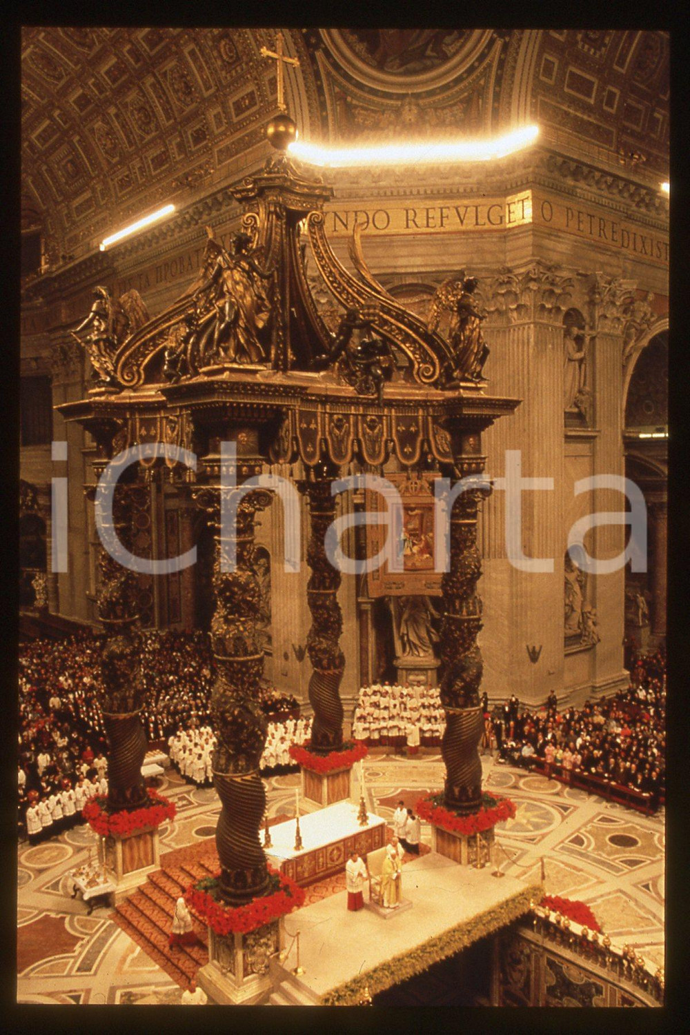 35mm vintage slide* 1993 VATICANO Giovanni Paolo II - Midnight mass (6)  Diapositiva d'epoca, in formato 35 mm.CONDIZIONI: GOODE' severamente vietata la riproduzione. Tutti i diritti sono riservati.Nella diapositiva ICharta mette in vendita, sul negozio eBay e in esclusiva sul sito "icharta" il proprio archivio composto da numerose diapositive e negativi fotografici d'epoca, tutti originali e autentici, che attraversano la storia del costume italiano tra gli la fine degli anni Sessanta e Novanta.Si tratta di uno sguardo inedito sull'attualit&agrave;, la politica, la vita quotidiana, il gossip e la cultura, che fotografa il cambiamento della nazione in quest'ultimo scorcio del XX secolo. Un'occasione unica per il mercato del collezionismo, che vede finalmente disponibile un archivio eccezionale per vastit&agrave;, tematiche e condizioni, in un settore (il negativo fotografico e la diapositiva) di assoluta novit&agrave; e dalle interessanti prospettive di investimento.  FAIR/discreto   originale e autentica 1