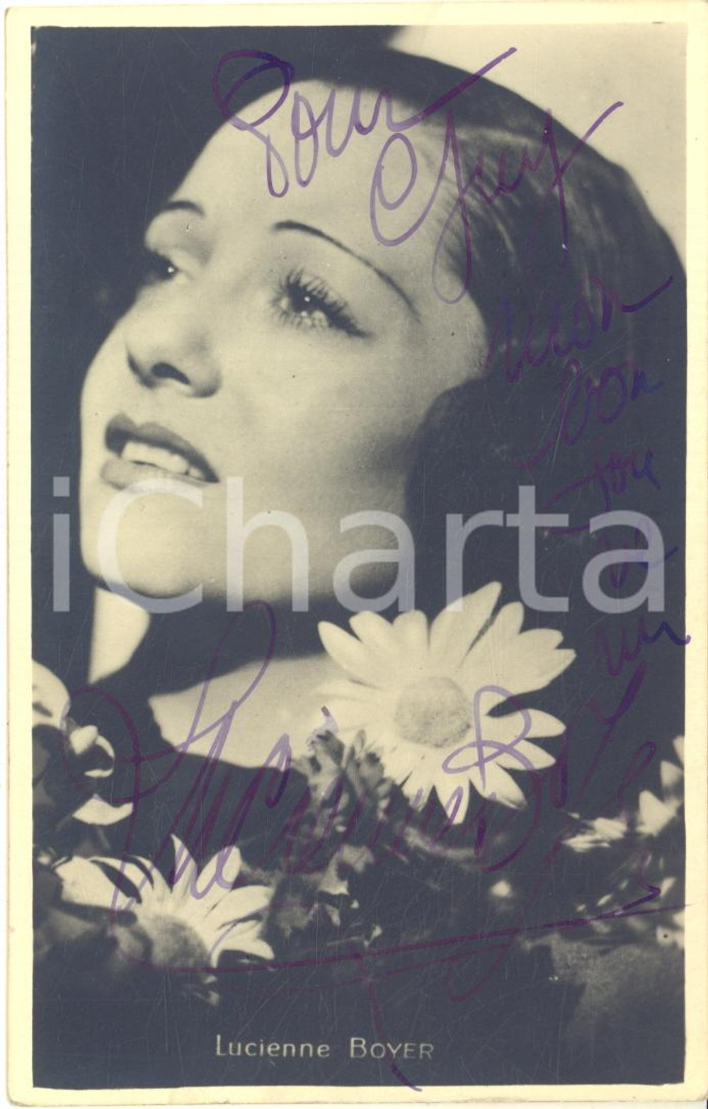 1946 Cantante Lucienne BOYER - AUTOGRAFO su foto seriale 9x14 cm  Fotografia seriale con dedica autografa.CONDIZIONI: GFORMATO: 9x14 cm    originale e autentica 1