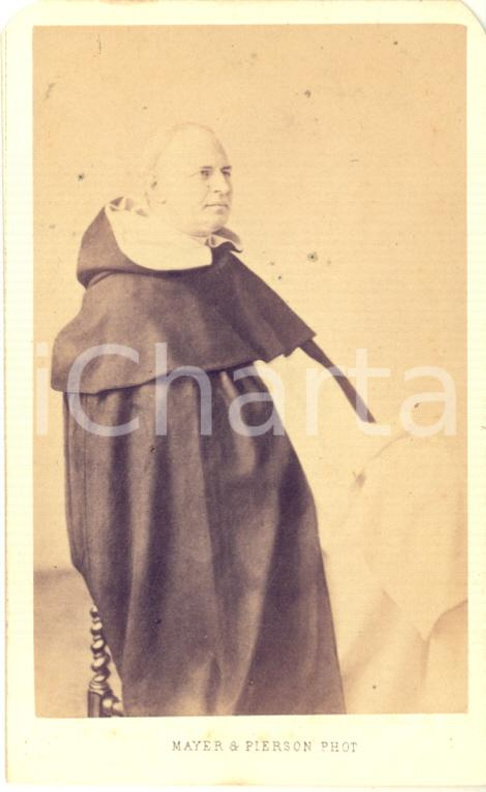 1860 ca Père Henri LACORDAIRE - Portrait - Photo albumen CDV MAYER & PIERSON  Fotografia originale d'epoca.FOTOGRAFO: Mayer &amp; Pierson - ParisCONDIZIONI: G (margini arrotondati per l'inserimento in un album)FORMATO: CDV    originale e autentica 1