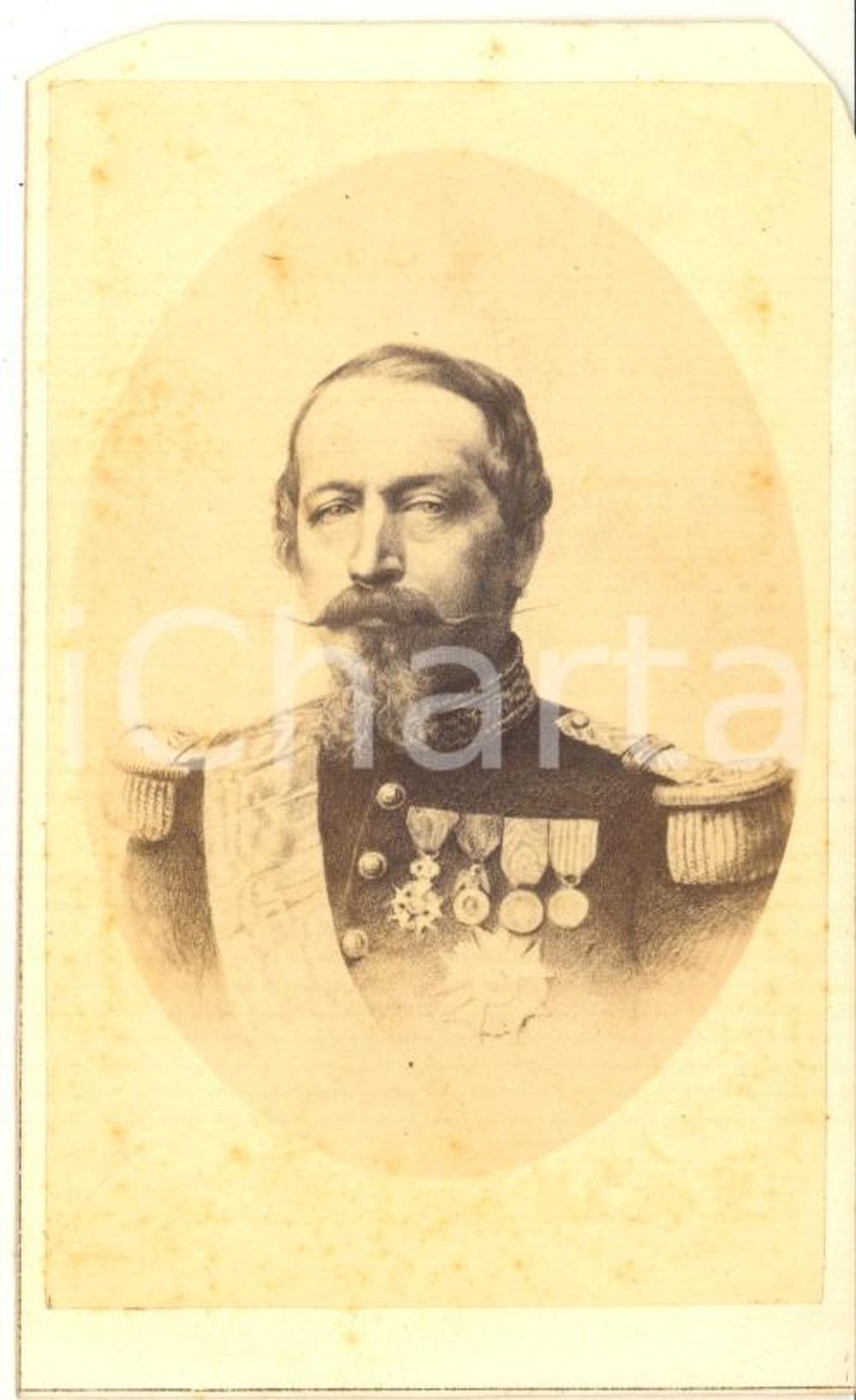 1865 ca NAPOLEONE III Imperatore dei Francesi - Ritratto - Foto vintage CDV  Fotografia originale d'epoca.CONDIZIONI: FAIR (lievi fioriture; angoli arrotondati per l'inserimento in un album)FORMATO: CDV    originale e autentica 1