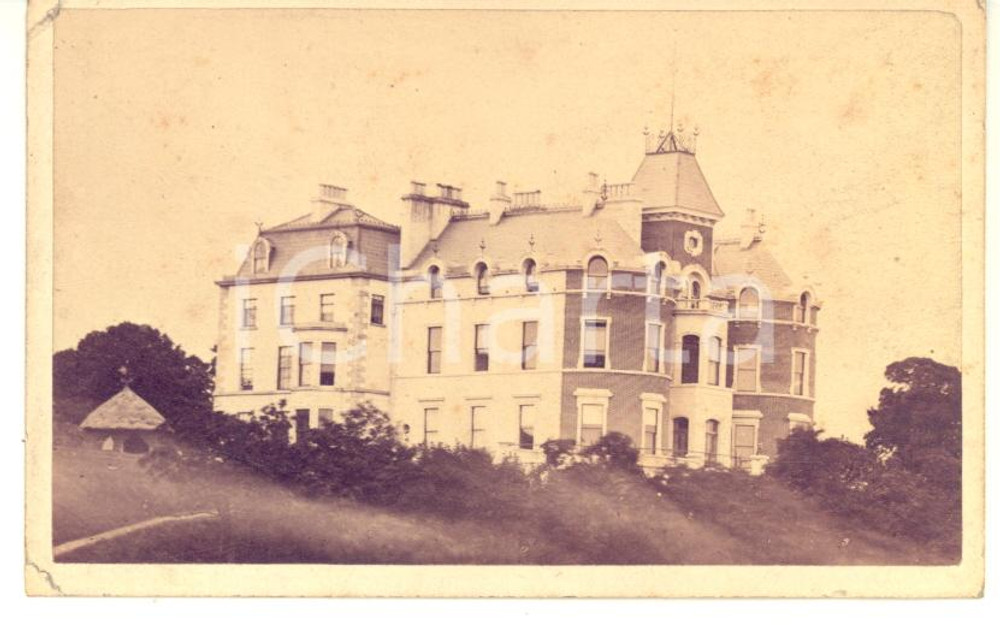 1880 ca MONKSTOWN (IRELAND) Salthill Hotel - Vintage photo CDV H. D. BROWN  Fotografia originale d'epoca.CONDIZIONI: FAIR (piccole piegature angolari)FOTOGRAFO: H. D. Brown - Kingstown (attuale Dun Laoghaire)FORMATO: CDV    originale e autentica 1