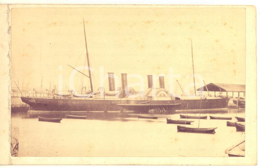 1870 DUN LAOGHAIRE Harbour - Carlisle Pier - Royal Mail Packet CONNAUGHT *Photo  Fotografia originale d'epoca.CONDIZIONI: POOR (piegatura verticale al lato sinistro)FOTOGRAFO: H. D. Brown - Kingstown (attuale Dun Laoghaire, Ireland)FORMATO: CDV    originale e autentica 1